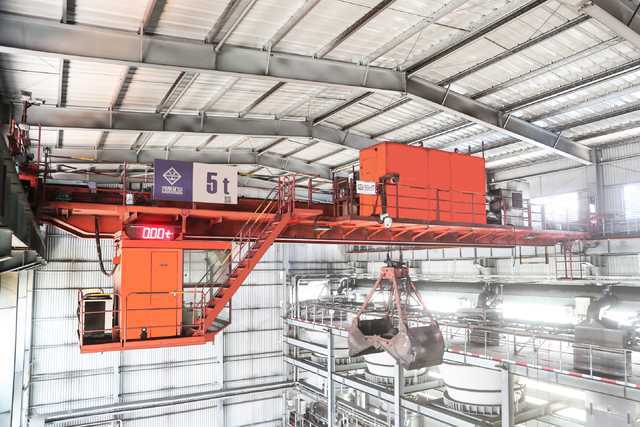 Grab Bucket Overhead Crane