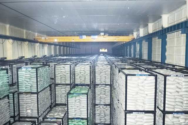 Smart Cold Storage Crane Boosts Efficiency in Agricultural Logistics