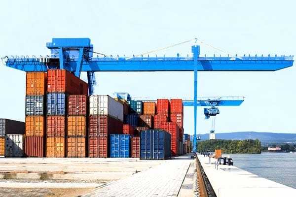 Rail Mounted Container Gantry Crane (RMG)