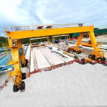 Rubber Tyred Gantry Crane (RTG)