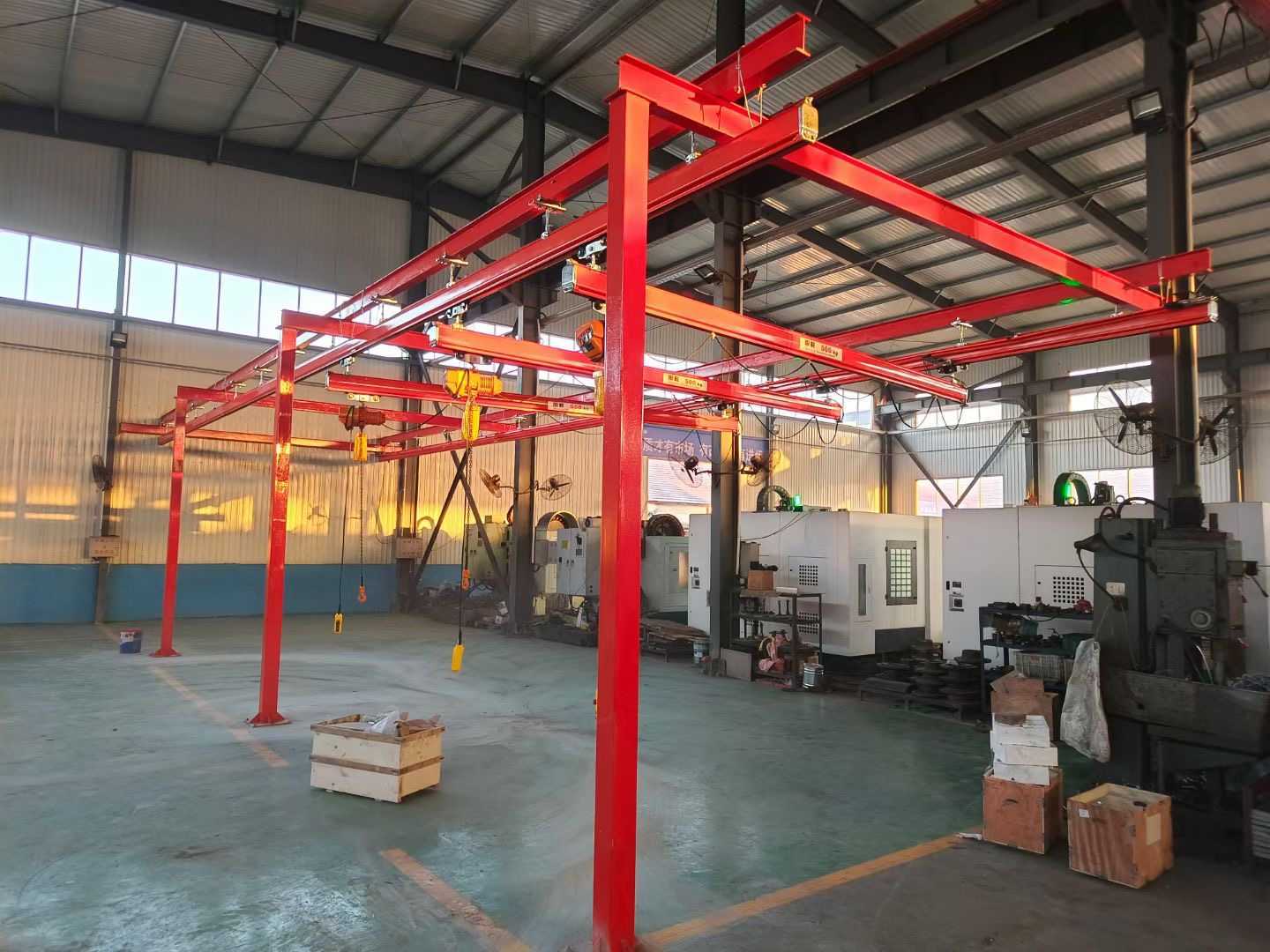 workstation overhead crane