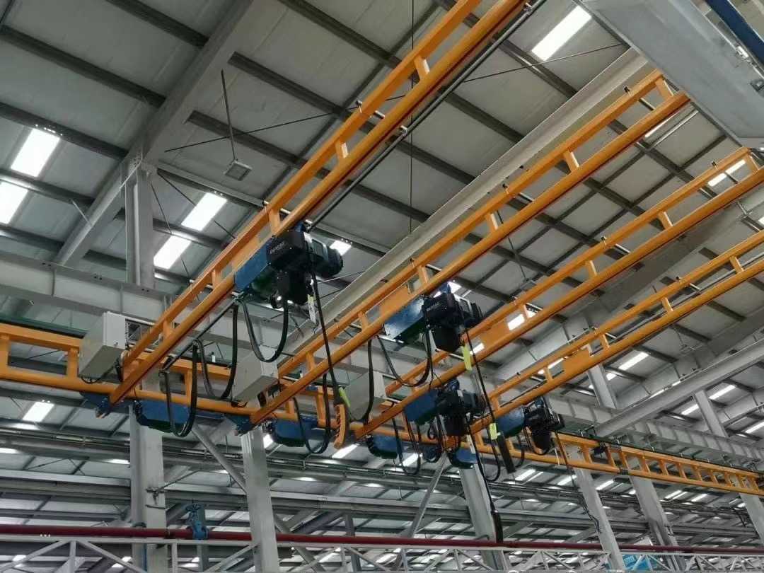 workstation overhead crane
