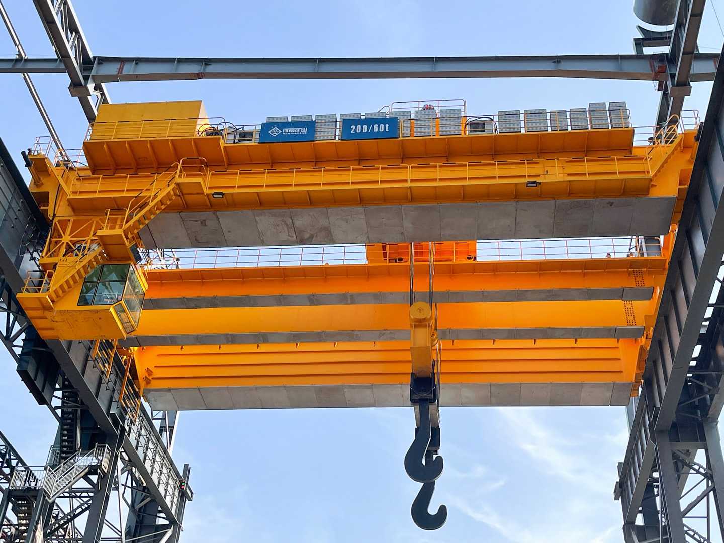 Four-Girder Cast Charging Crane